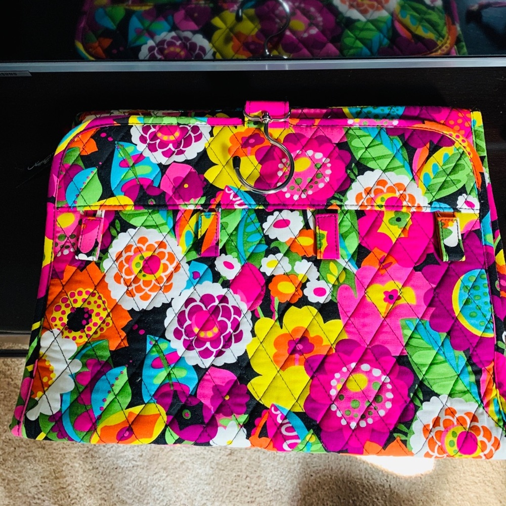 Never used Vera Bradley jewelry carrier. - Picture 2 of 5